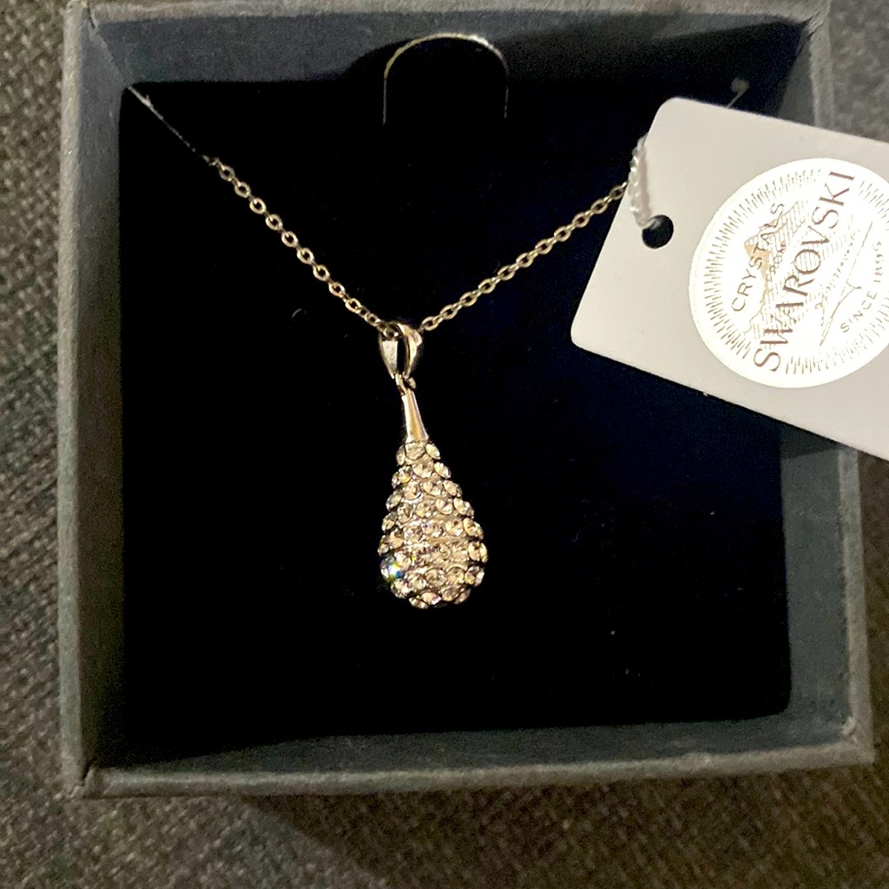 Nic and Syd crystal drop necklace